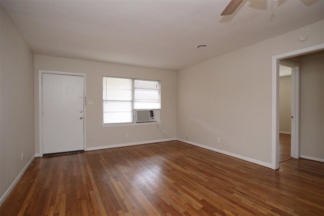 Building Photo - 8807 Timberside Dr