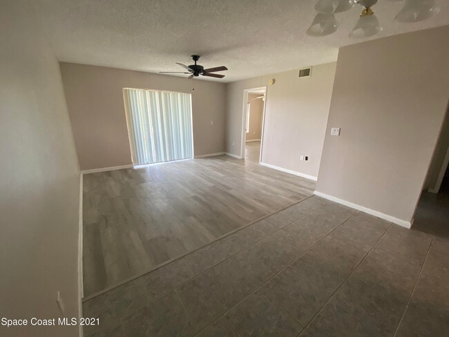 Building Photo - 200 International Dr