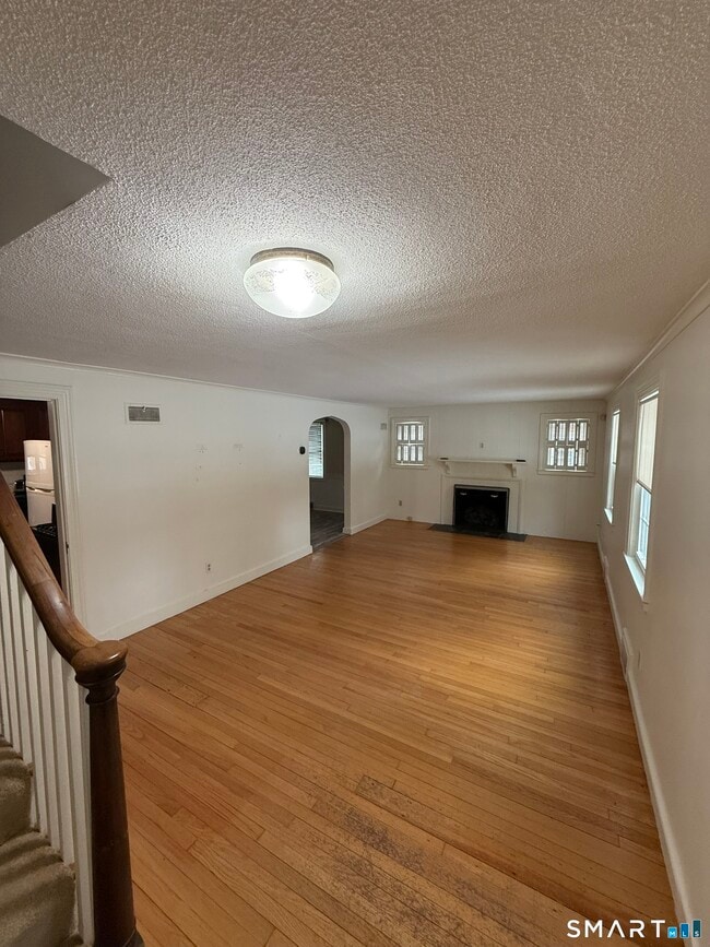 Building Photo - 336 Ridgewood Rd