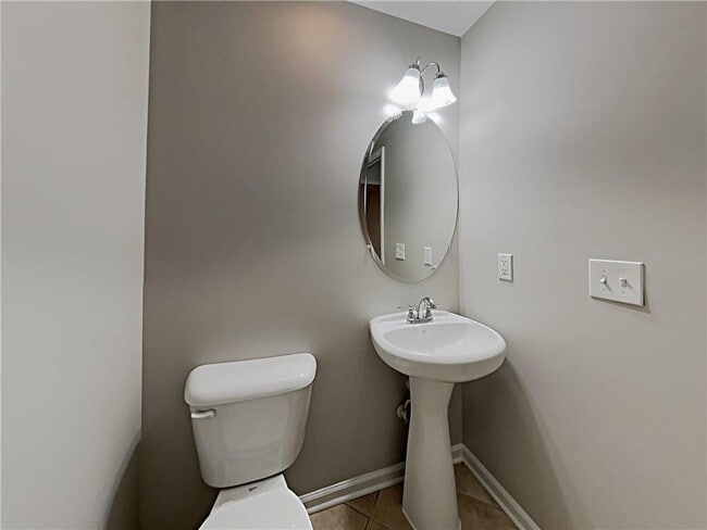 Building Photo - 227 Weatherstone Pointe Dr