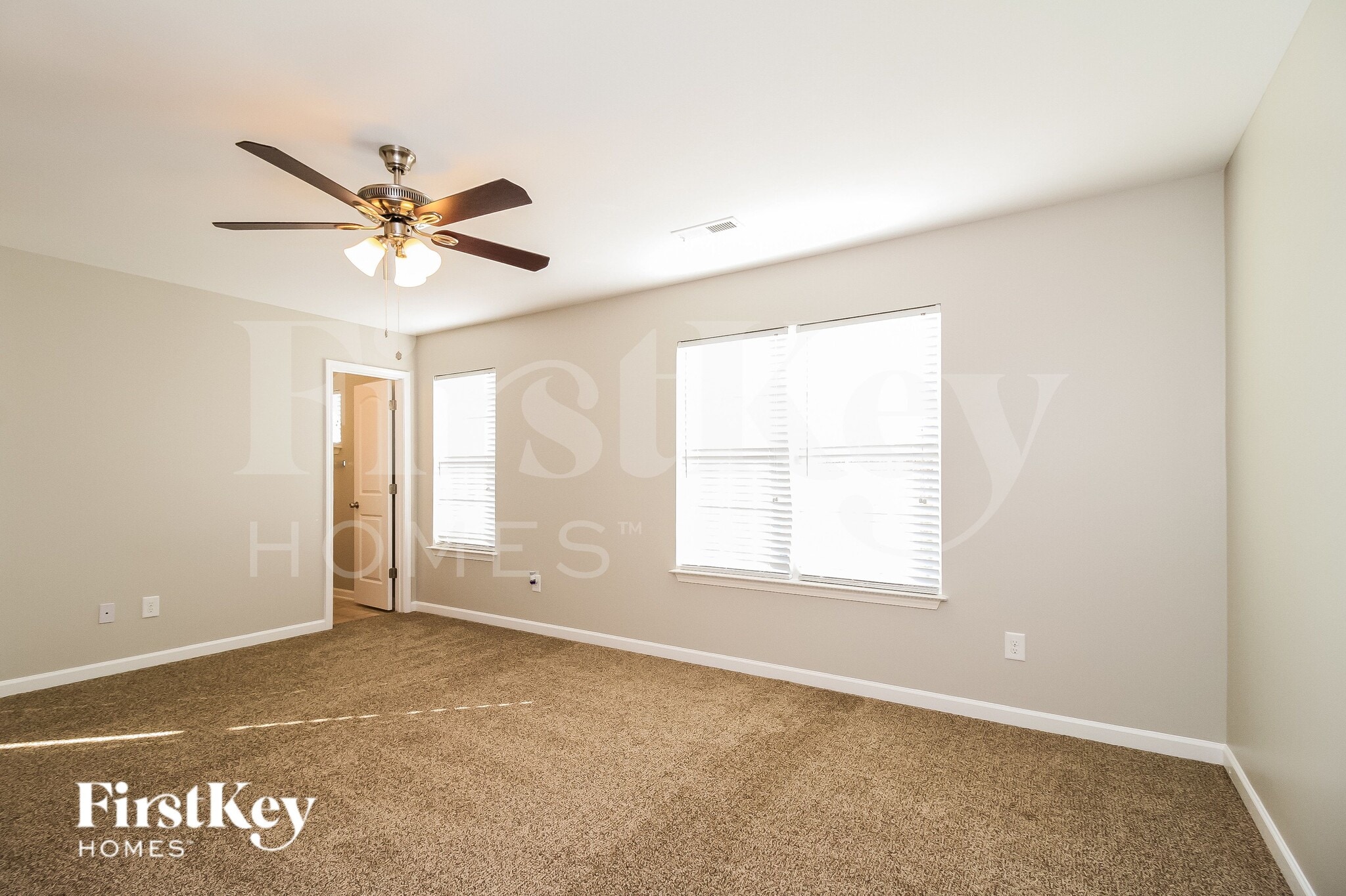 Building Photo - 667 Field Crossing Ct