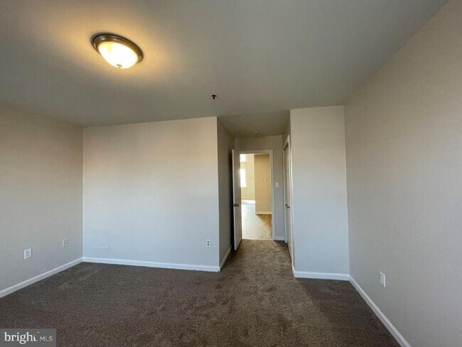 Building Photo - 1619 St Paul St