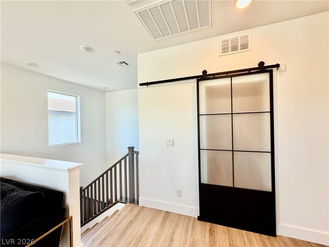 Building Photo - 3334 Casalette Ln