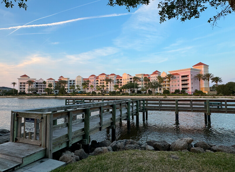 Building Photo - 146 Palm Coast Resort Blvd