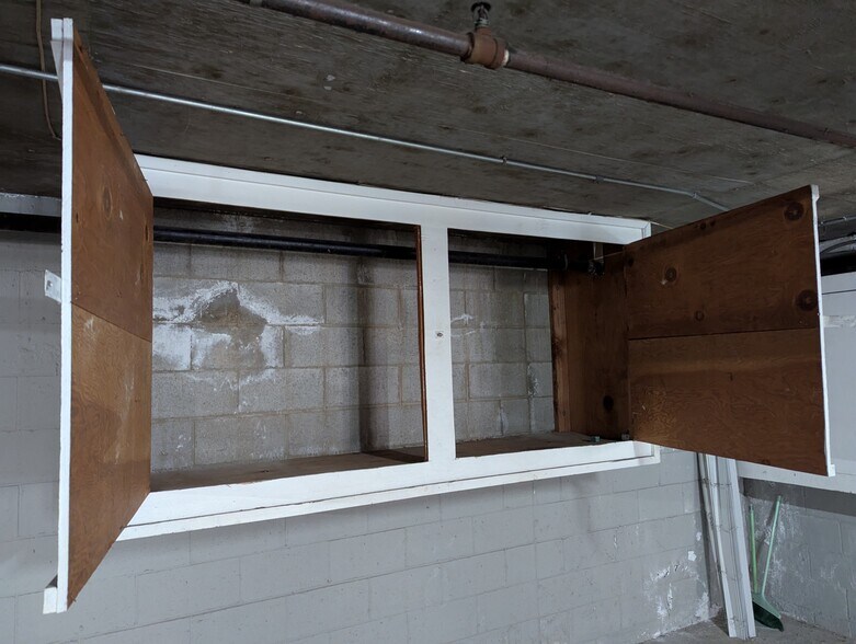 Building Photo - 361 Salem St