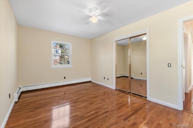 Building Photo - 20 Alex Ln