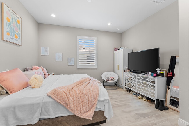 Building Photo - 2609 Seychelles Cir