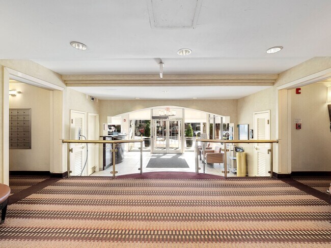 Building Photo - 950 25th St NW