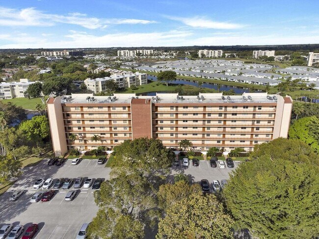 Building Photo - 14575 Bonaire Blvd