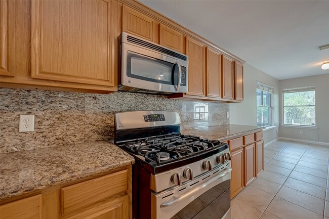 Building Photo - 8714 Pleasantbrook Dr