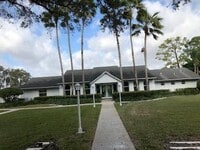 Building Photo - 2510 SE Anchorage Cove