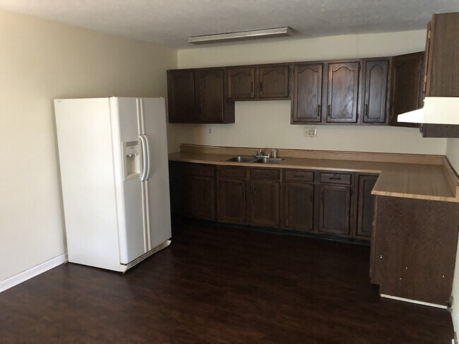 Building Photo - 3706 Endeavor Way