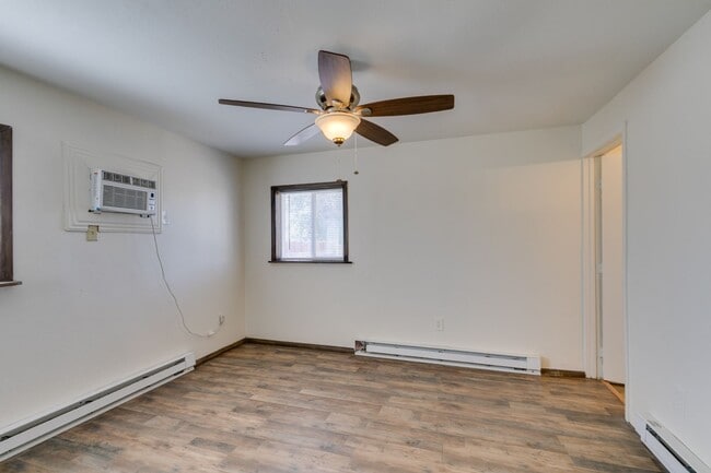 Building Photo - Cozy 1-Bedroom Retreat with Spacious Yard & Open Living Layout * COMING SOON *