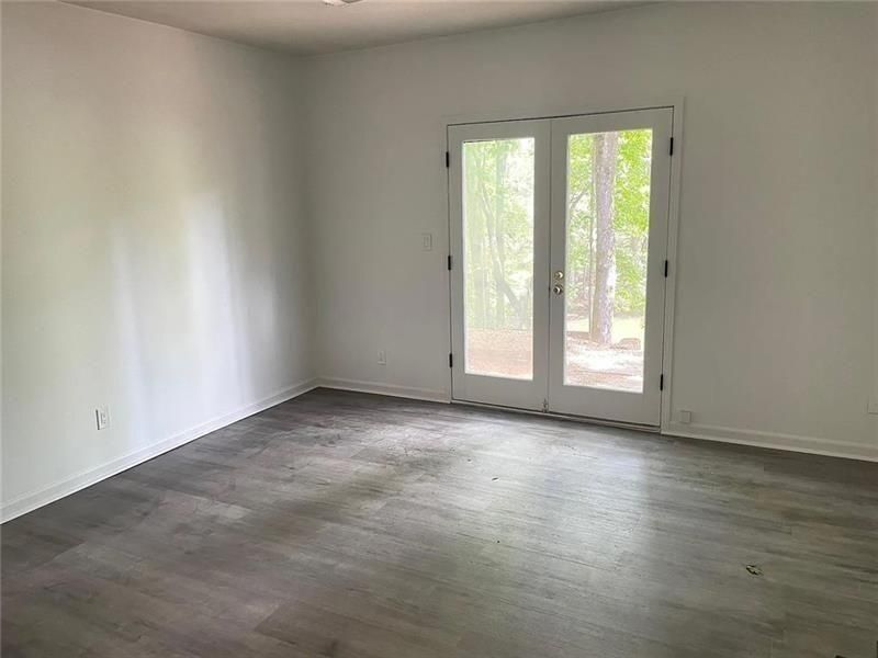 Building Photo - 160 Boxelder Ln