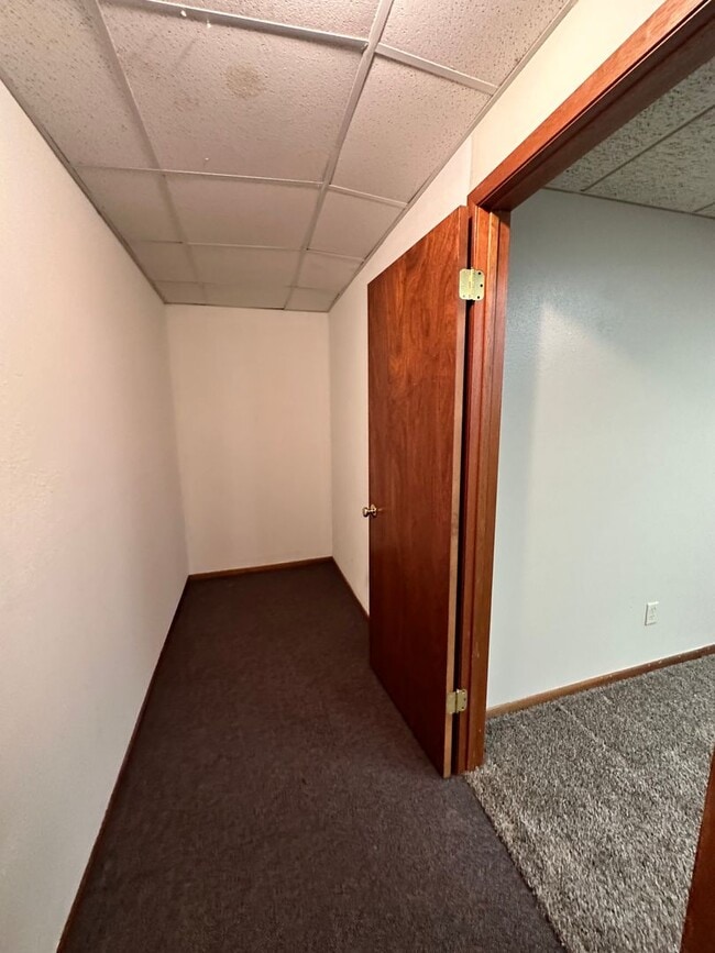 Building Photo - 825/827 N 14th St