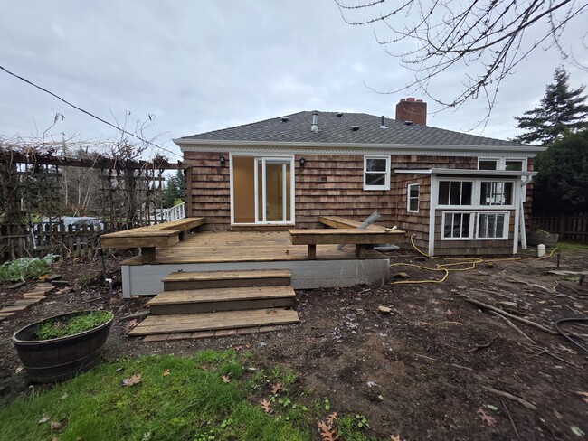 Building Photo - 963 Parkway Dr NW