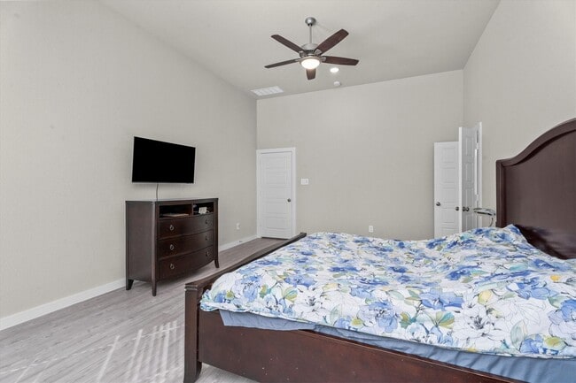 Building Photo - 713 Ivory Crk Ct