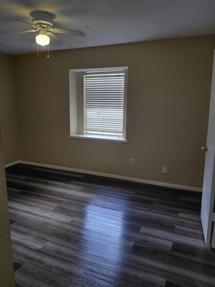 Building Photo - 23207 Cranberry Trail