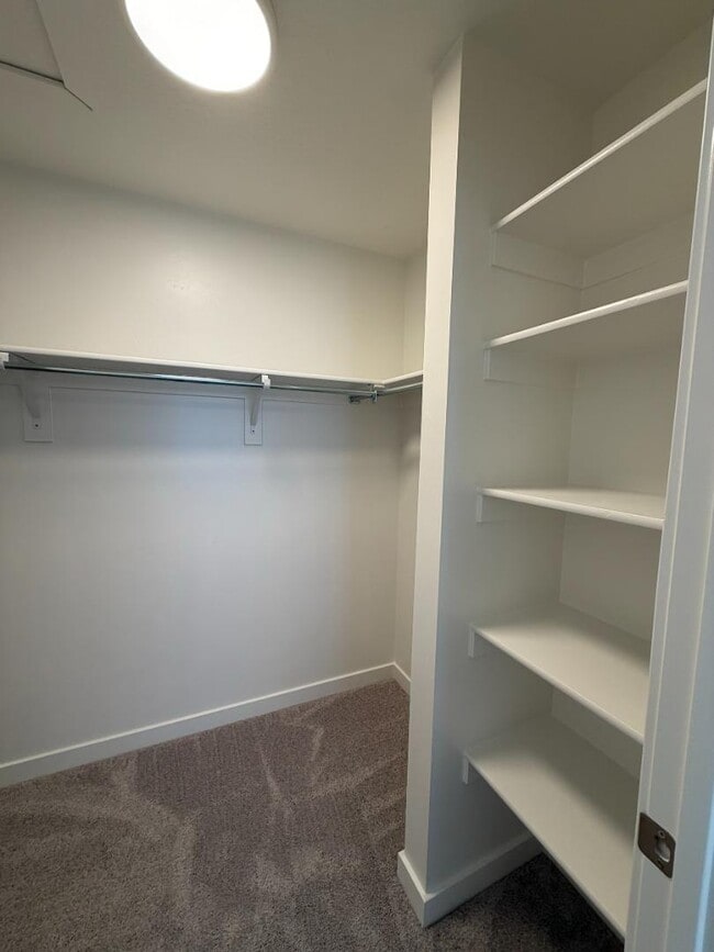 Building Photo - 496 S 1140 W