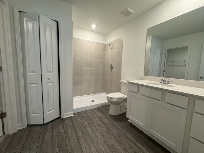 Building Photo - BRAND NEW CONSTRUCTION - 3 Bed 2 bath Sing...
