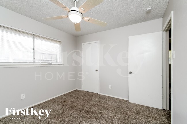 Building Photo - 1504 Terrace St