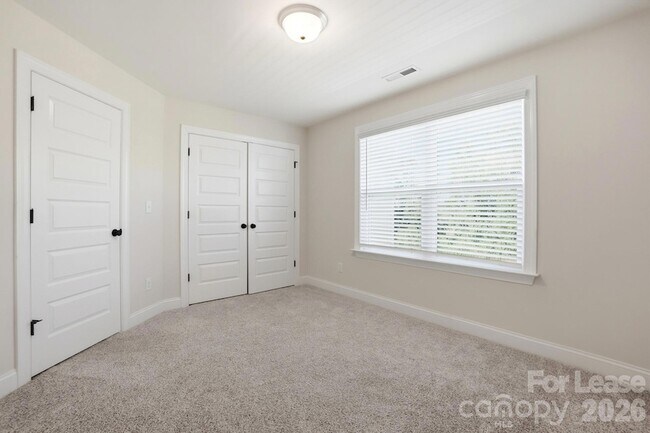 Building Photo - 6532 Wildbrook Dr