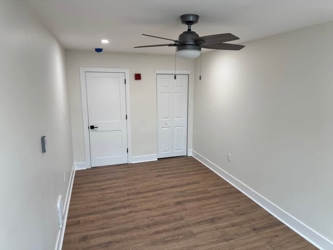 Building Photo - 1201 N 26th St