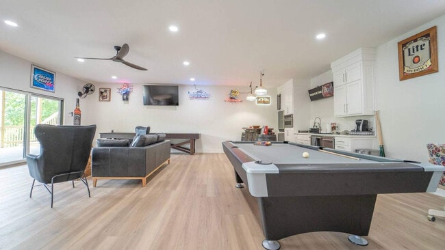 Building Photo - 10573 Jasper Ln