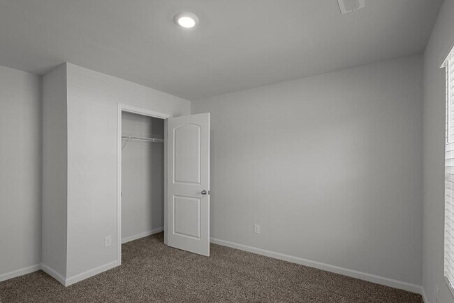 Building Photo - 21432 Scuttle St