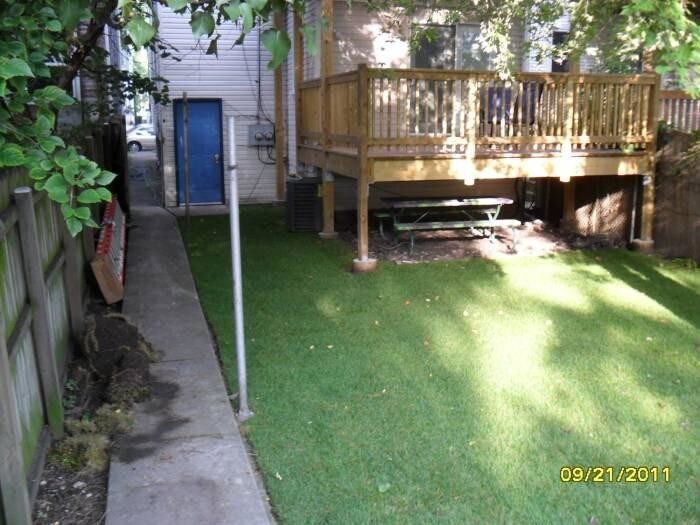 Building Photo - 3051 N Leavitt St