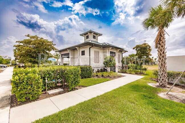 Building Photo - 14141 Heritage Landing Blvd
