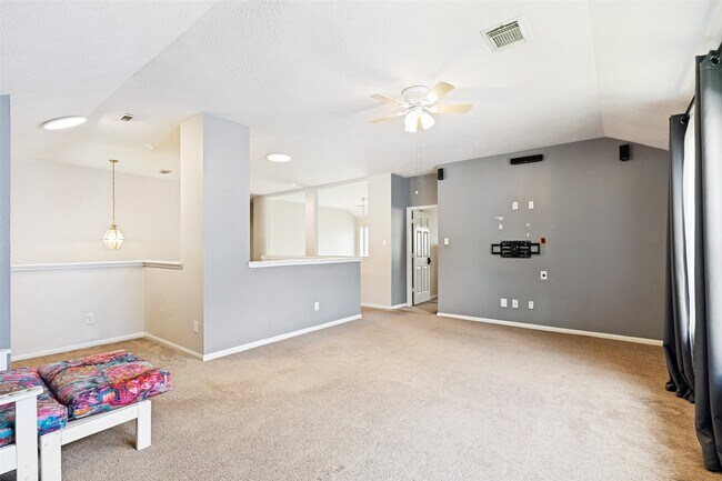Building Photo - 9318 Filaree Ridge Ln