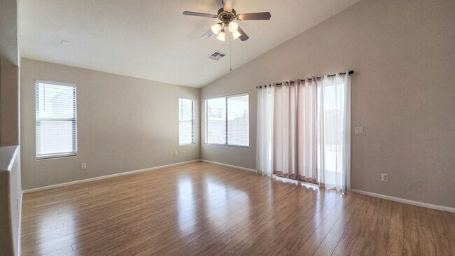 Building Photo - 16141 W Gibson Ln