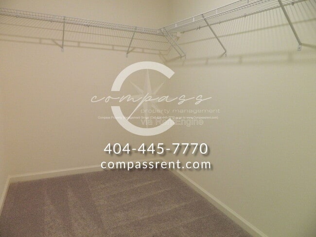 Building Photo - 404 Union Station St