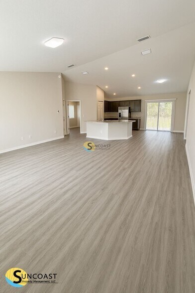 Building Photo - 38 Oak Trail