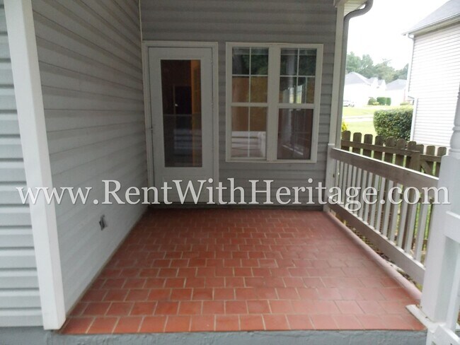 Building Photo - WOW!!...GORGEOUS HOME/HARDWOOD FLOORS/ UPGRADES GALLORE / SWIM - TENNIS