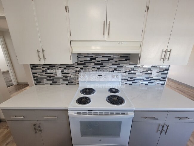 Building Photo - 1817 Cartmell St