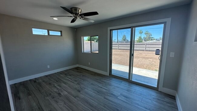 Building Photo - Central Tempe 3br