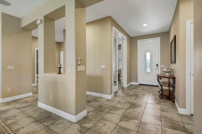 Building Photo - 41424 Trumble Ct