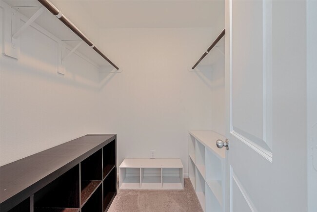 Building Photo - 17711 Vernonia Ln