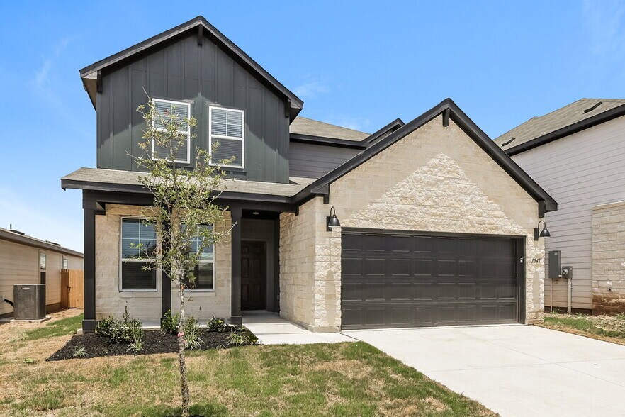 Building Photo - 1541 Golden Wheat