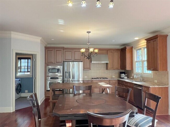 Building Photo - 8210 Prestwick Cir