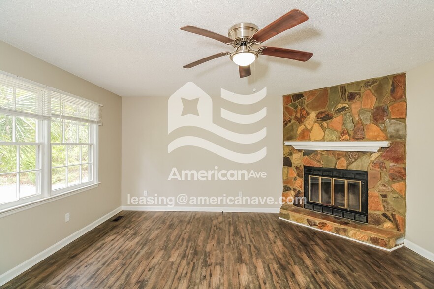 Building Photo - 1260 State Rd S-28-101