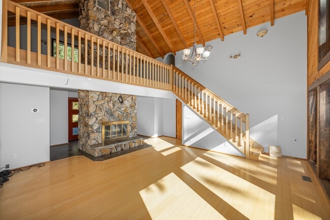 Building Photo - 1801 Wagon Trail Dr