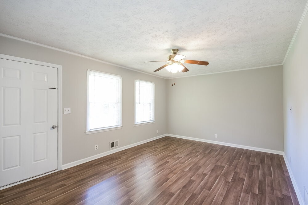 Building Photo - 3730 Sunny Hill Dr