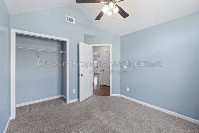 Building Photo - 1904 Lobelia Ln