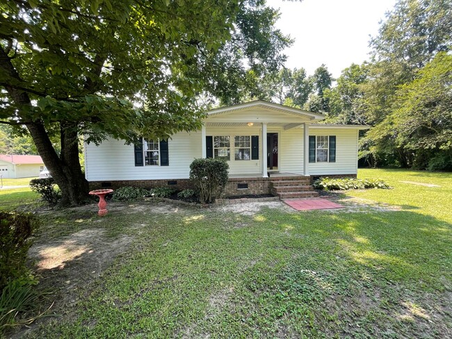 Building Photo - Adorable 3 BR | 2 BA in Snow Hill (Wayne C...