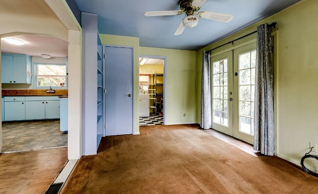 Building Photo - 1940 Hayes St