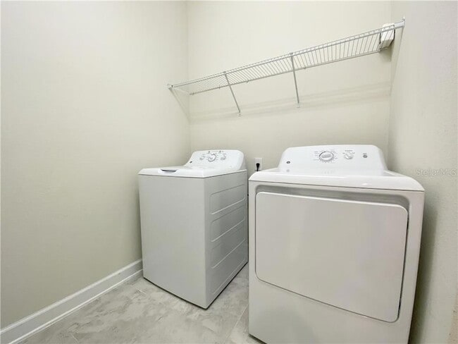 Building Photo - 15257 Night Heron Dr
