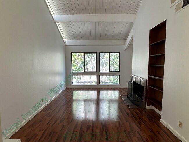Building Photo - 802 Kingfisher Terrace
